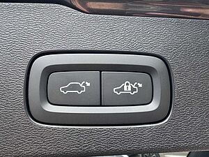 Volvo  Recharge T6 Plus Bright