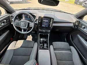 Volvo  B3 Plus Dark BUSINESS|CONNECT|19'|LED|KLIMA
