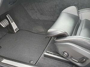 Volvo  Recharge T6 R-Design LONG RANGE AHK|PANO|LE