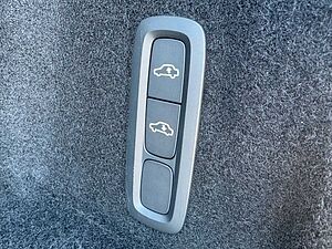 Volvo  Recharge T6 Ultra Black Ed. |B&W|LUFT|360°