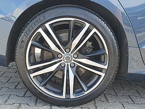 Volvo  Recharge T6 R-Design LONG RANGE AHK|FLED|360