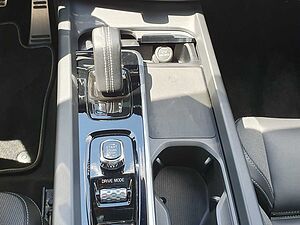 Volvo  T6 Twin Engine AWD R Design Plug-In | PANO