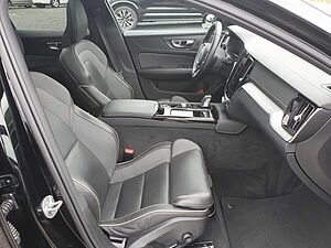 Volvo  Recharge T8 Plus Dark LONG RANGE PANO|