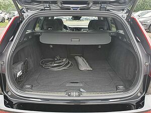 Volvo  Recharge T8 Plus Dark LONG RANGE PANO|