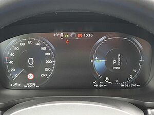 Volvo  Recharge T8 Plus Dark LONG RANGE PANO|