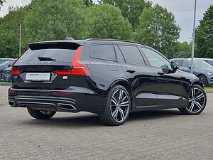 Volvo  Recharge T8 Plus Dark LONG RANGE PANO|