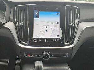 Volvo  Recharge T8 Plus Dark LONG RANGE PANO|