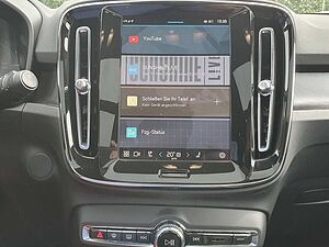 Volvo  Twin Performance Ultra Black Edition 442 PS
