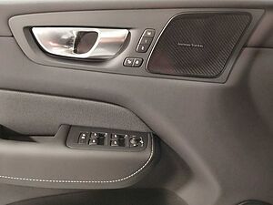Volvo  Recharge T8 AWD Plus Black Edition