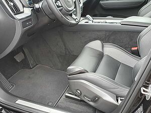Volvo  Recharge T8 AWD Plus Black Edition