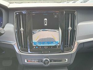 Volvo  B4 Ultimate Dark SD/Keyless-Start/Autom. /LED