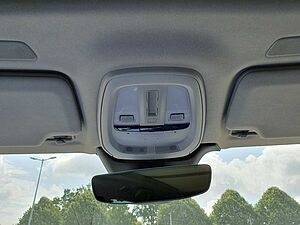 Volvo  B4 Ultimate Dark SD/Keyless-Start/Autom. /LED