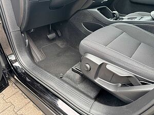 Volvo  B4 Core Keyless-Start/Standheizung/Autom.
