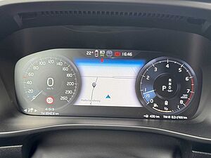 Volvo  B4 Core Keyless-Start/Standheizung/Autom.