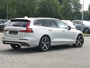 Volvo  Recharge T8 Plus Dark PANO|AHK|