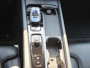 Volvo  T6 Ultra Black Edition |LUFT|AHK|B&W|