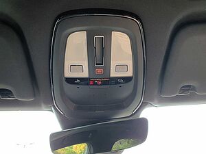 Volvo  T6 Ultra Black Edition |LUFT|AHK|B&W|