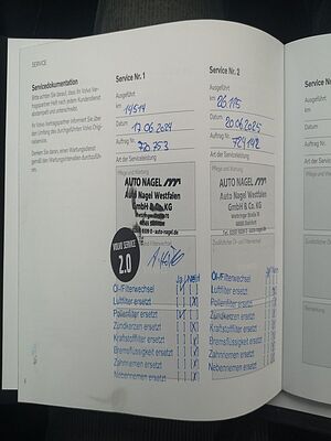 Volvo  B4 Plus Dark Keyless-Start/Autom. /Klima/LED