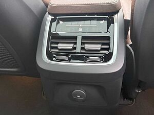 Volvo  T8 AWD Inscription Expr.
