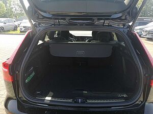 Volvo  T6 Twin Engine AWD Plus Dark Plug-In SHD/LED
