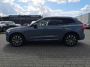 Volvo  B4 Autom. Plus Dark