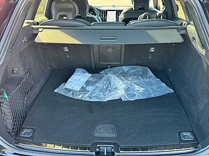 Volvo  T6 Plus Black Edition PANO