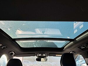 Volvo  T6 Plus Black Edition PANO