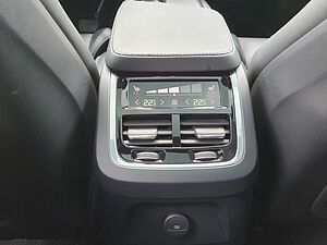 Volvo  T8 AWD Plus Dark Plug-In SD/Keyless-Start