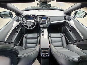 Volvo  T8 AWD Plus Dark Plug-In SD/Keyless-Start