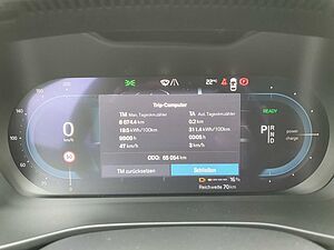 Volvo  P8 Pure Electric Plus Recharge Standheizung