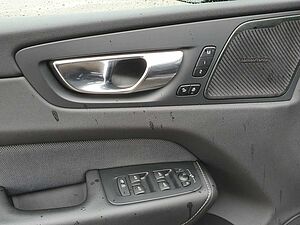 Volvo  D4 R Design Navi/SD/Keyless-Start/Autom. /BC