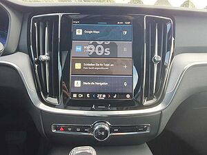 Volvo  T6 Recharge Plus Dark PANO|