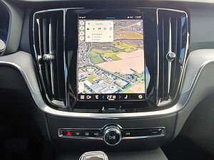 Volvo  T6 Recharge Plus Dark PANO|