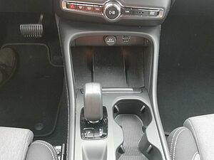 Volvo  T4 Core Plug-In Standheizung/Autom. /Klima