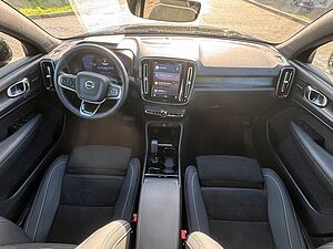 Volvo  Recharge Twin Pure Electric AWD Ultimate LED