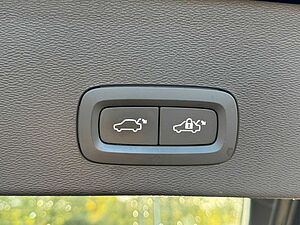 Volvo  Recharge Twin Pure Electric AWD Ultimate LED