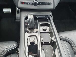 Volvo  Recharge T8 R-Design Edition Navi/Autom.