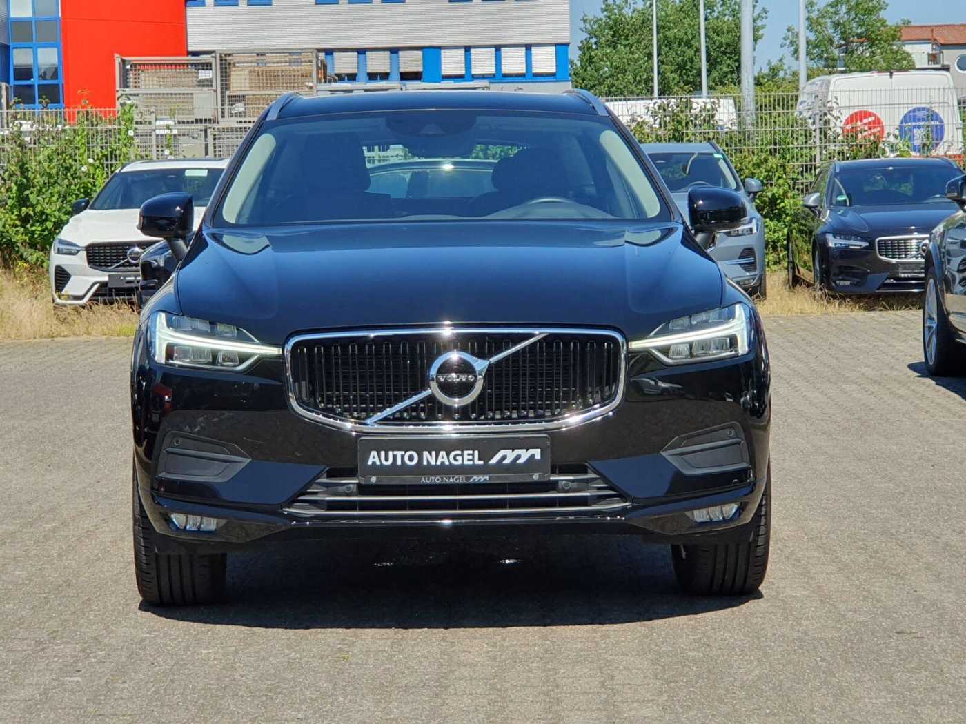 Volvo  D4 Momentum Pro Navi/Keyless-Start/Autom/BC