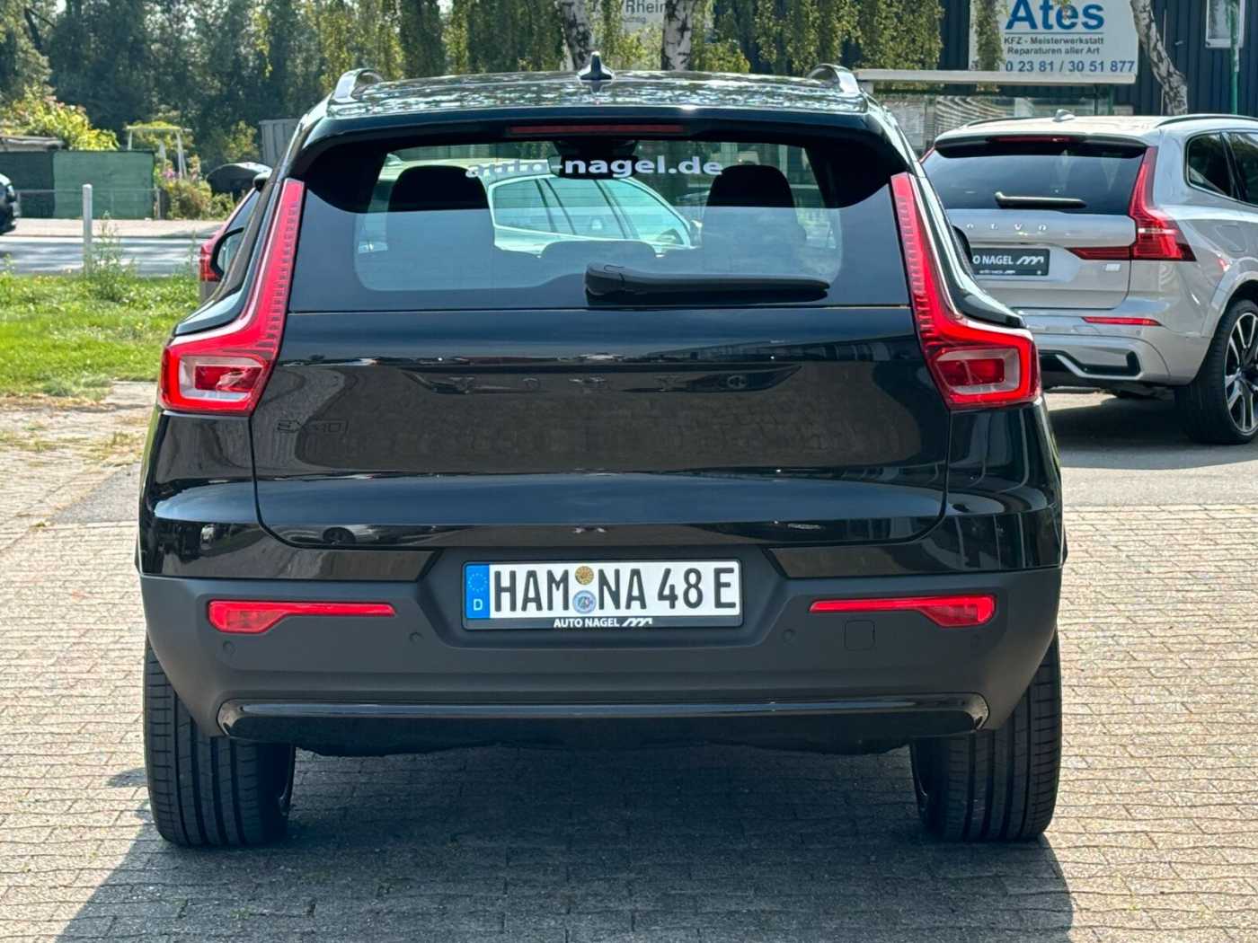 Volvo  Single Range Extended Plus Black Edition