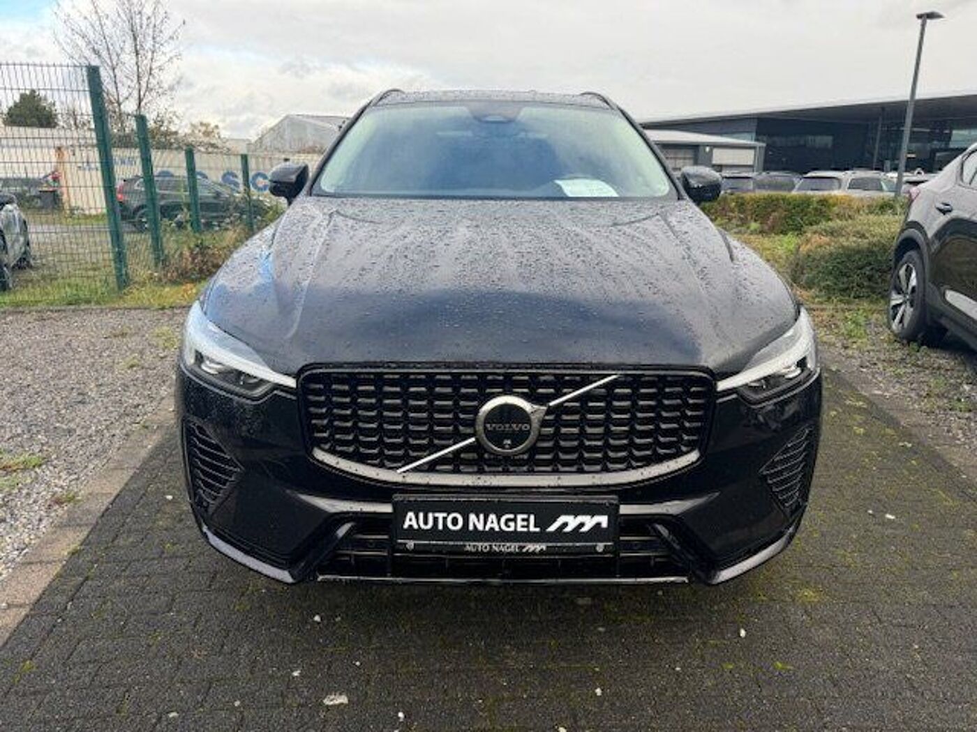 Volvo  Recharge T8 Plus Dark