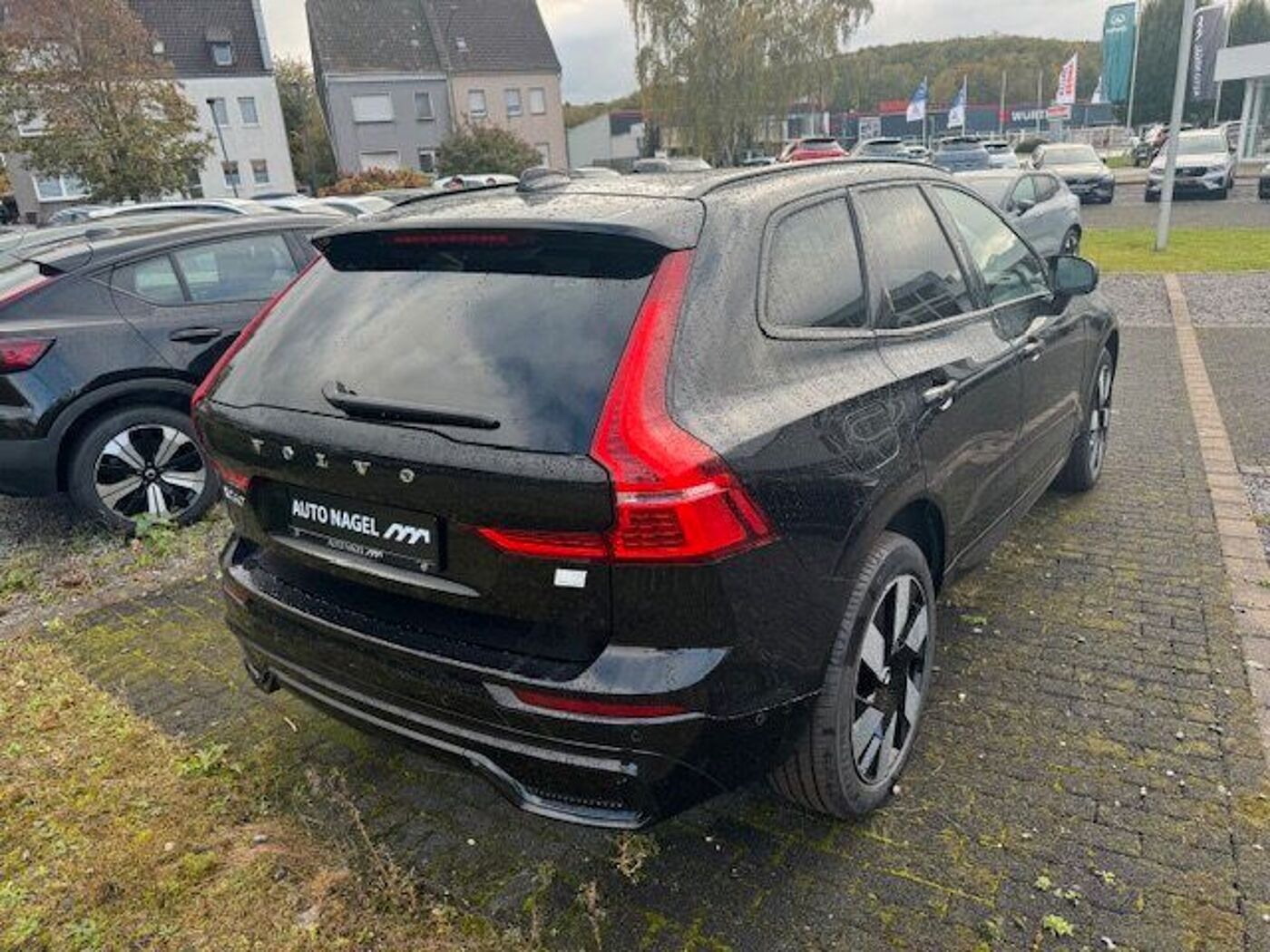 Volvo  Recharge T8 Plus Dark