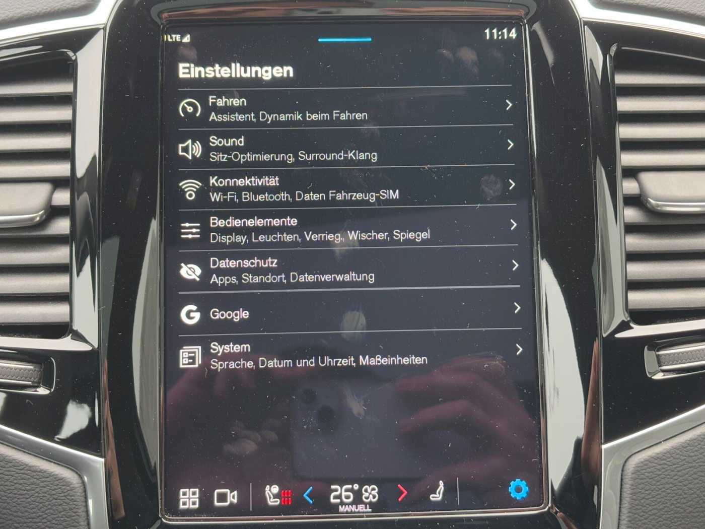 Volvo  Recharge T8 Plus Bright PANO|