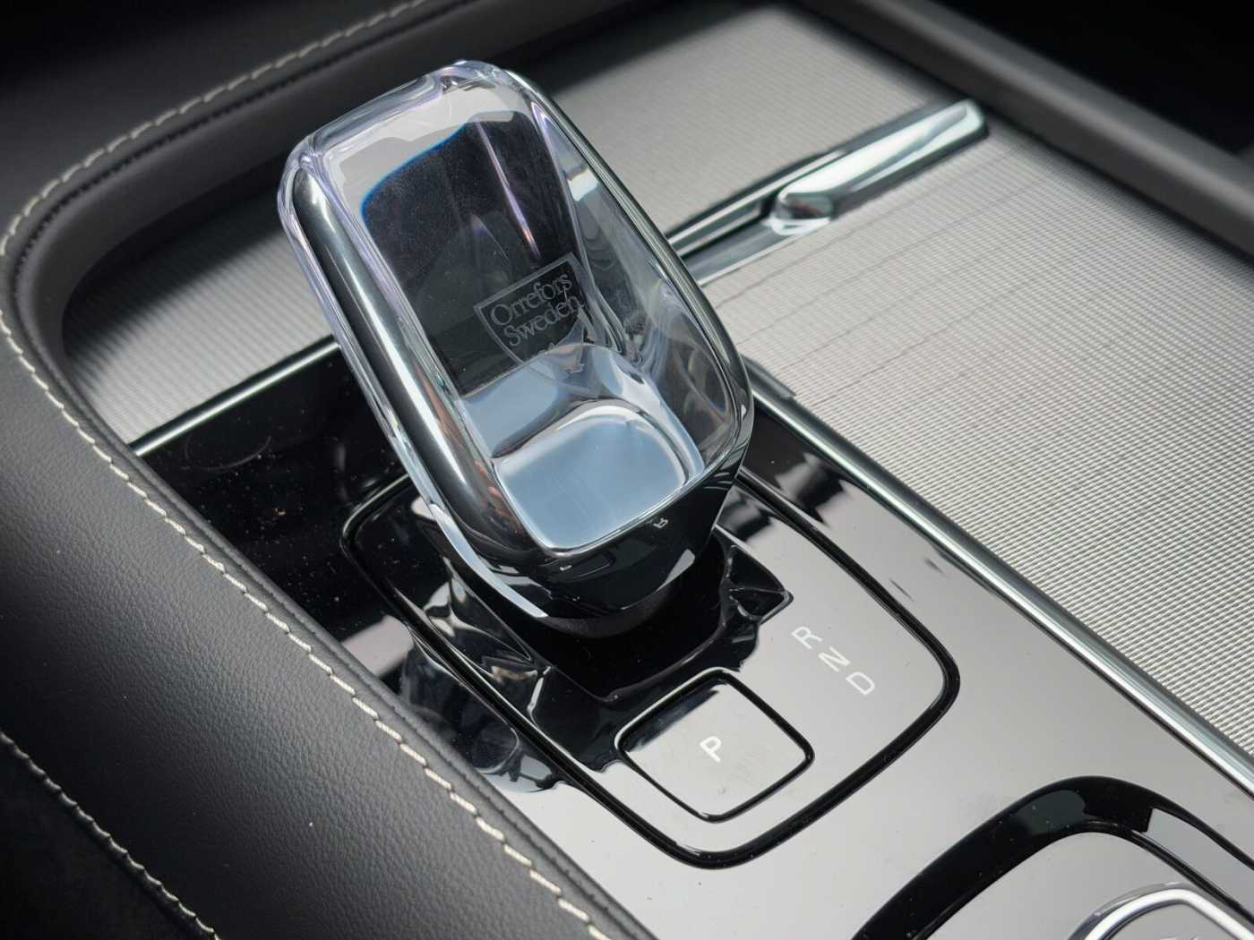 Volvo  Recharge T8 Plus Bright PANO|