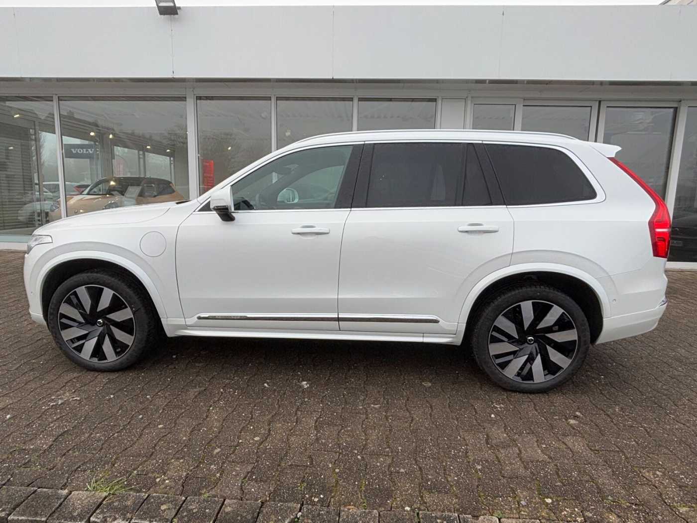 Volvo  Recharge T8 Plus Bright PANO|