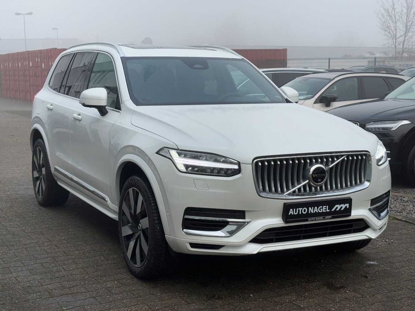 Volvo  Recharge T8 Plus Bright PANO|