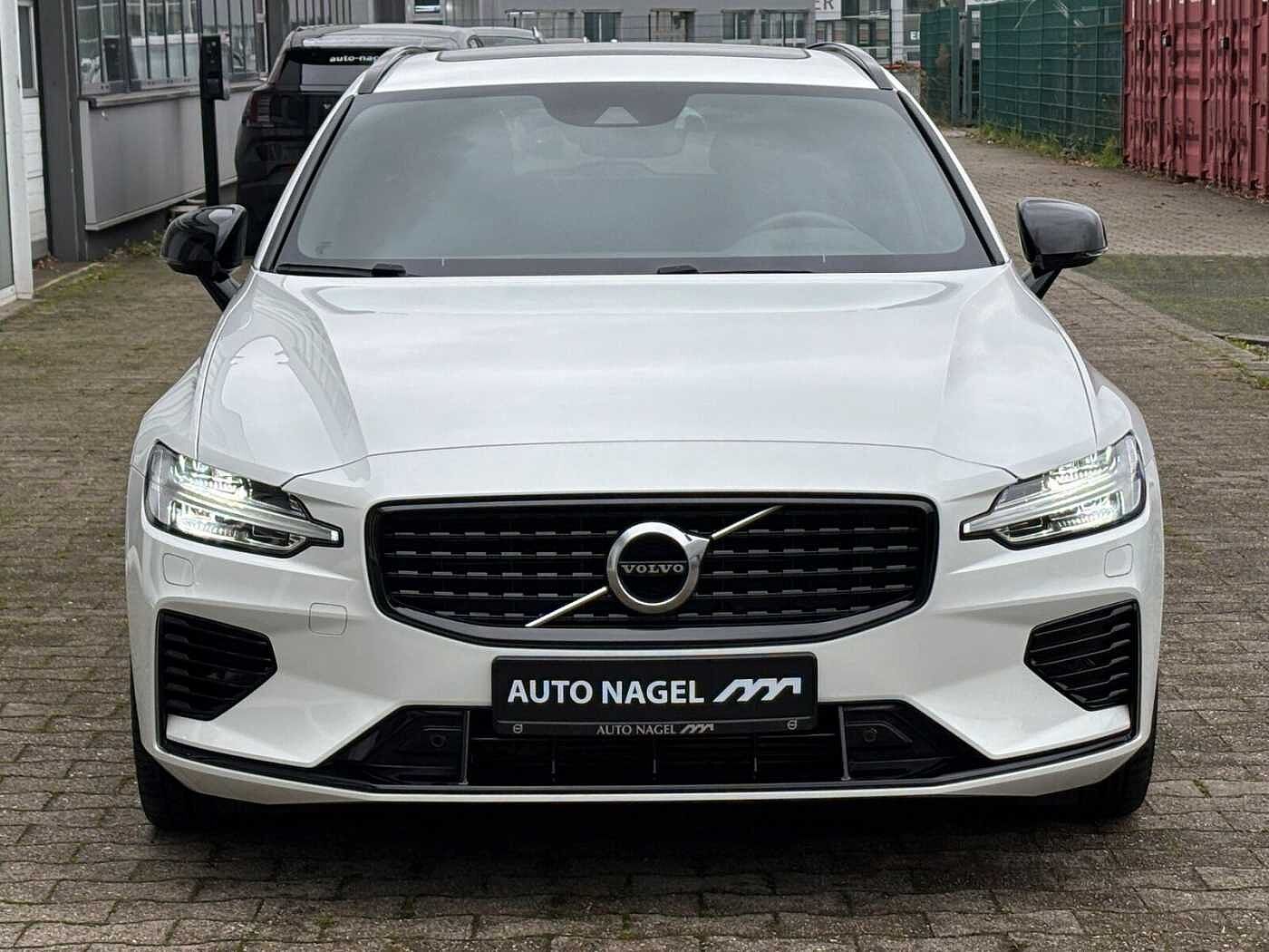 Volvo  T6 Twin Engine AWD R-Design PANONavi/SHD/LED