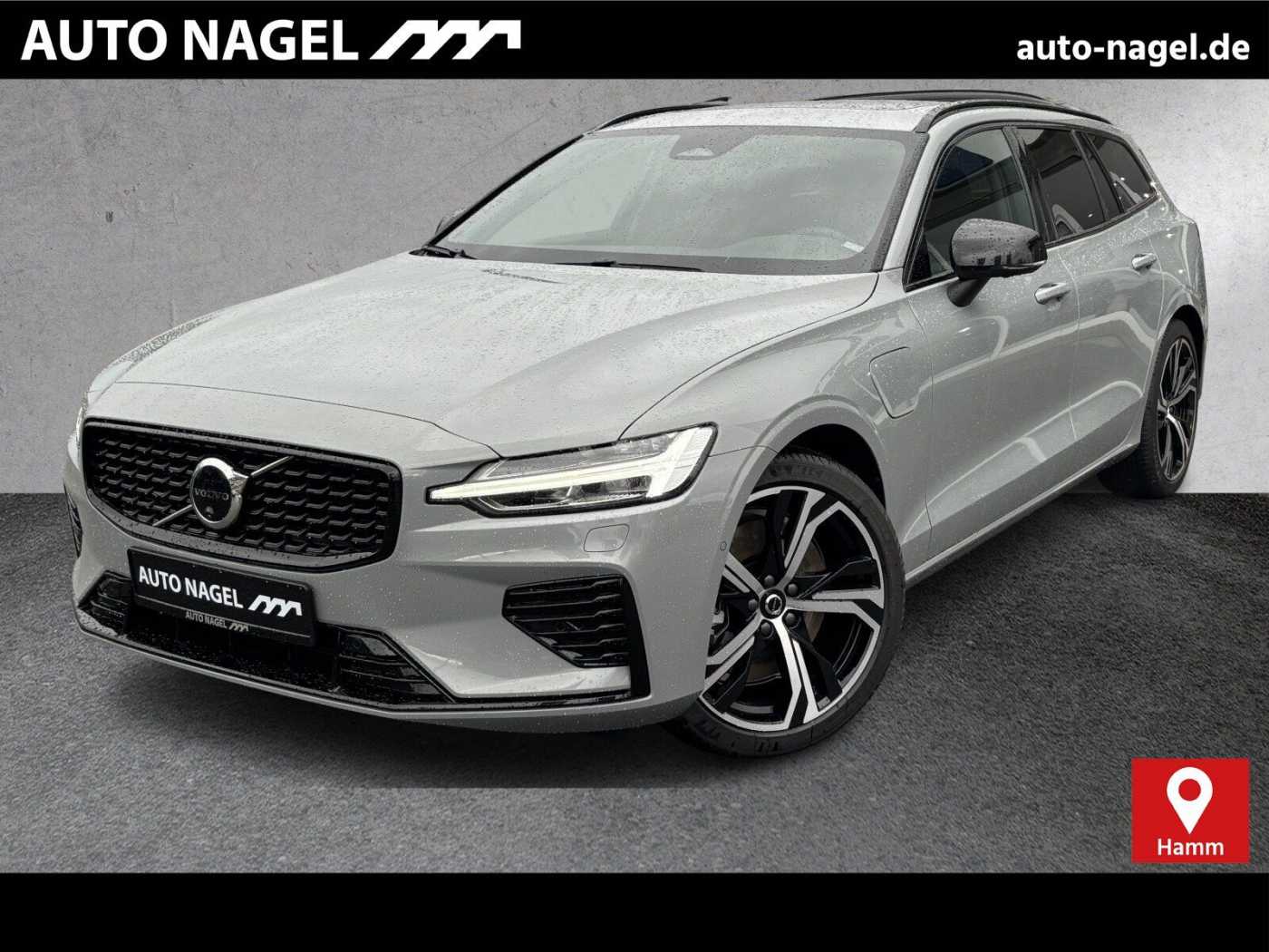 Volvo  Recharge T6 Plus Dark PANO|
