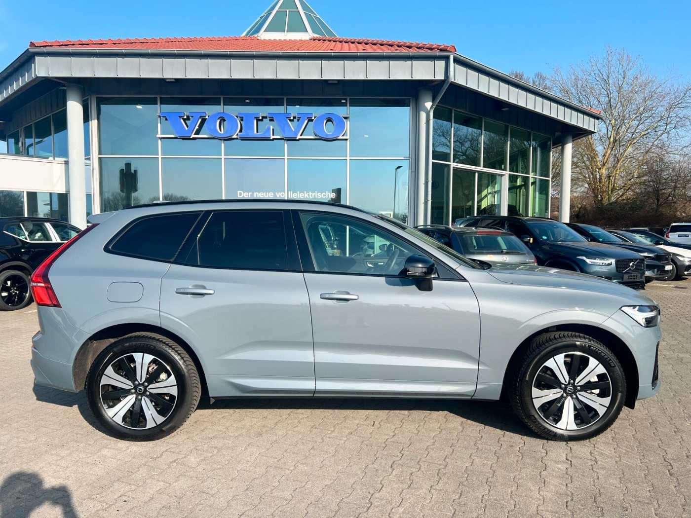 Volvo  Recharge T6 Plus Dark H&K SOUND|LENKRADHEIZ