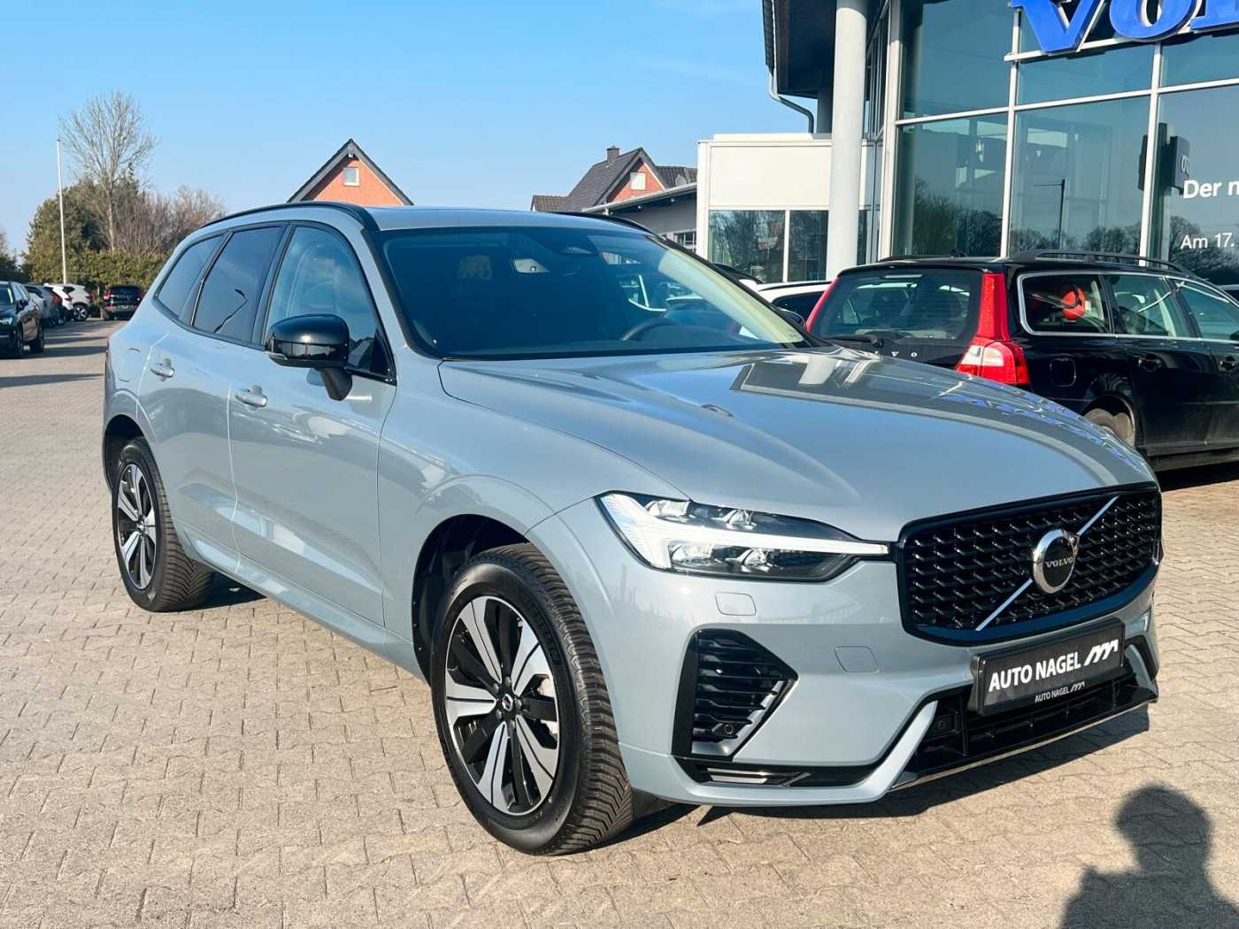Volvo  Recharge T6 Plus Dark H&K SOUND|LENKRADHEIZ