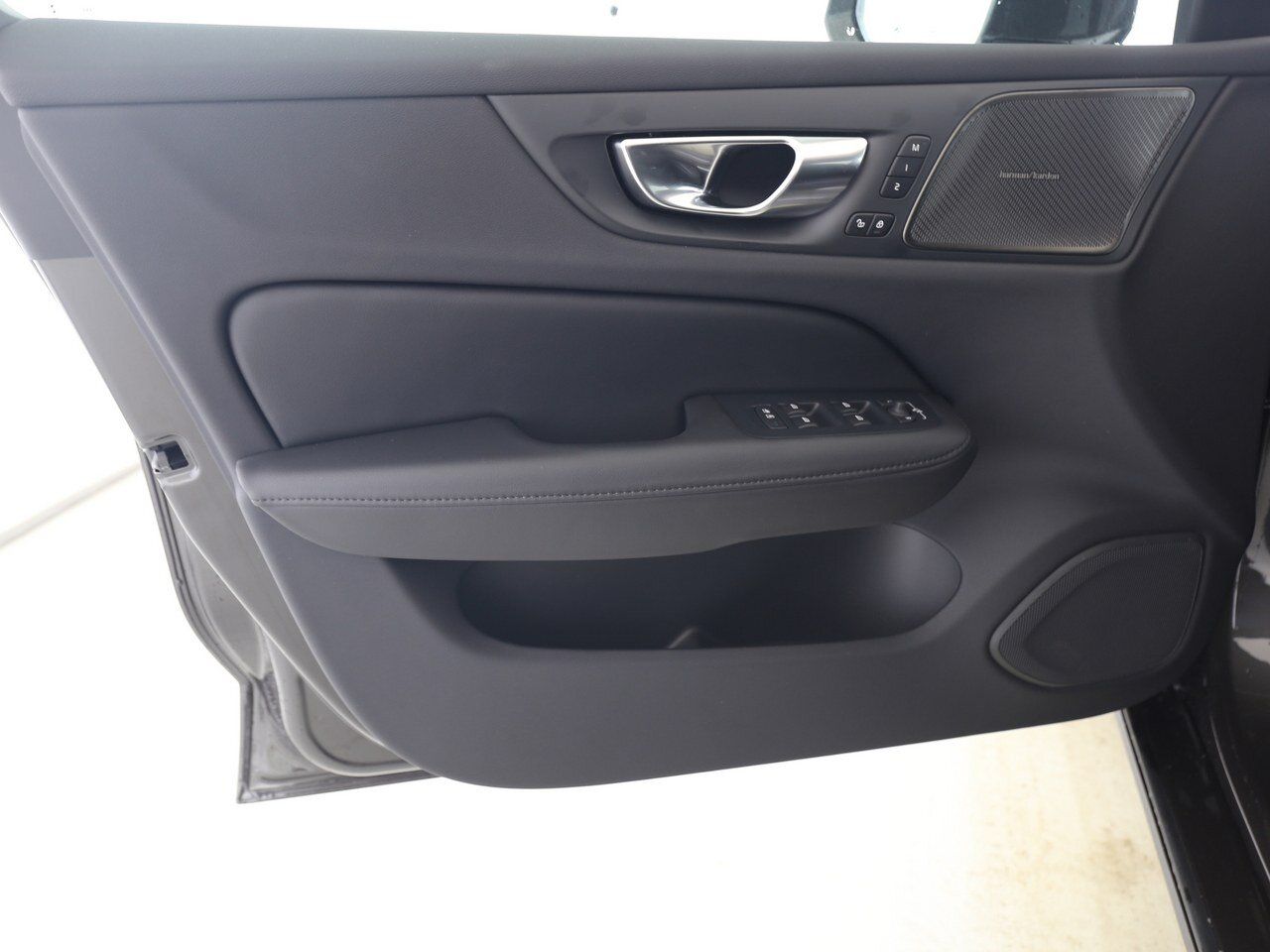 Volvo  Recharge T6 Plus Bright 19'||WINTER|LICHT|A